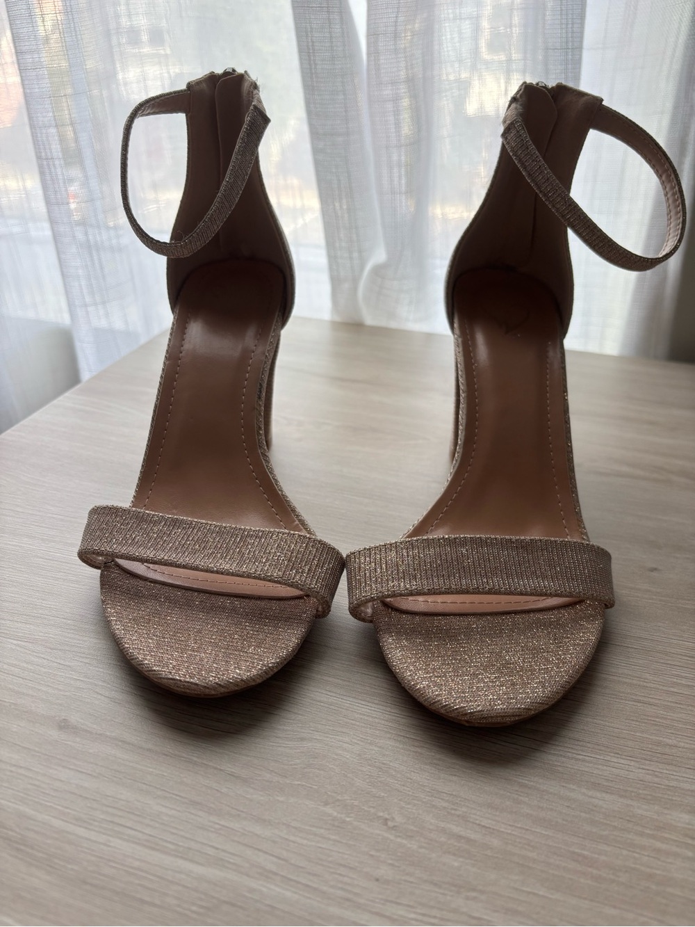 Rose gold Windsor heels